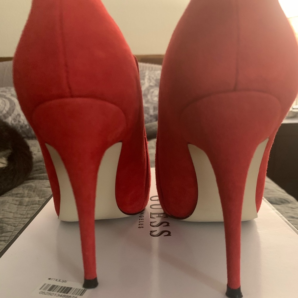 Red booties - Picture 5 of 6